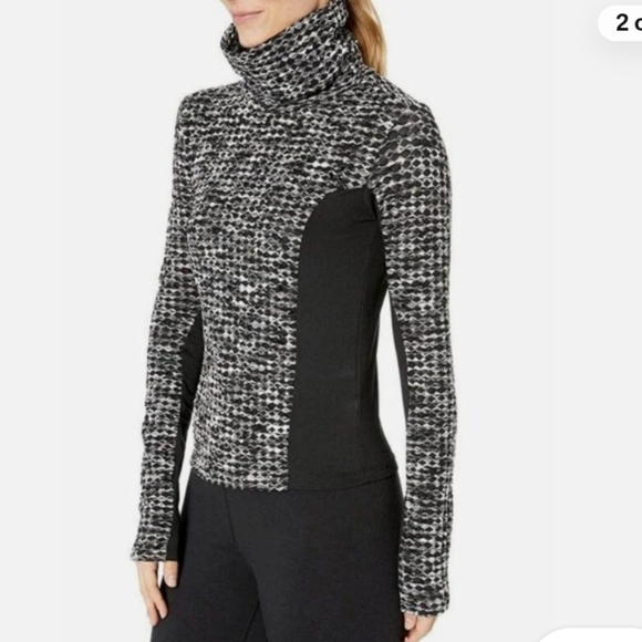 Nike Pro Hyperwarm Women's Training Shirt - Picture 2 of 11